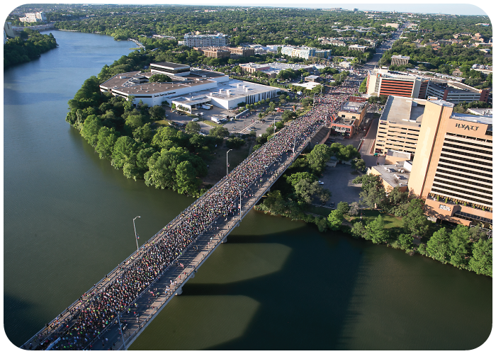 The starting line of the Cap10K the best 10k in the US for 2025